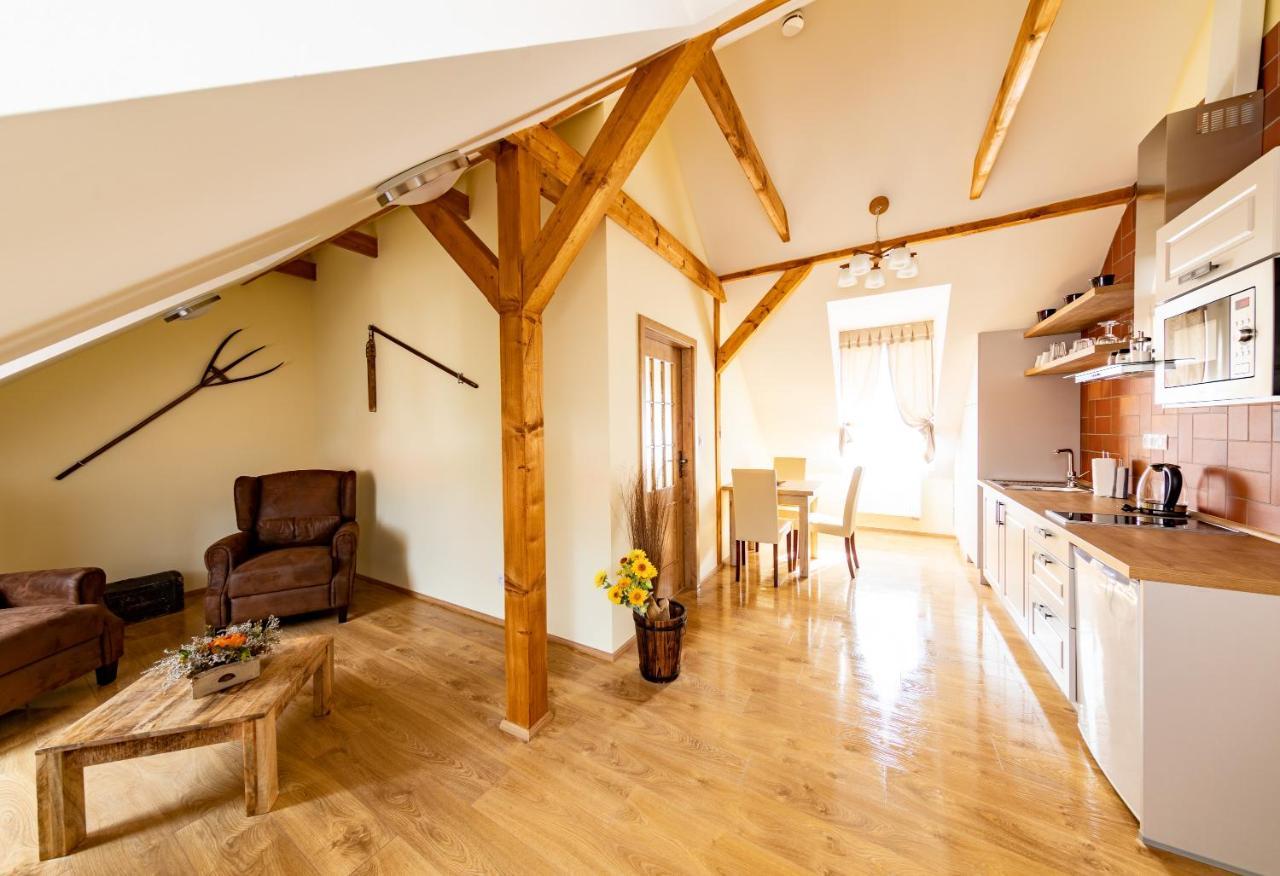 Residence Tvrz Skocice ภายนอก รูปภาพ